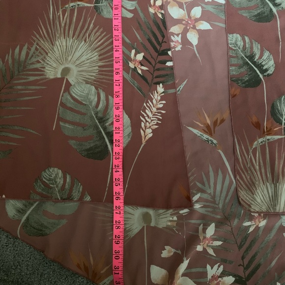 Floral Kimono (from Milk Shop in Ottawa) - Picture 2 of 4